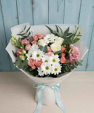Букет цветов из:  Розы, Лизиантусы и Хризантемы в Царево