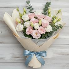 Букет цветов из:  Лизиантусы в Царево