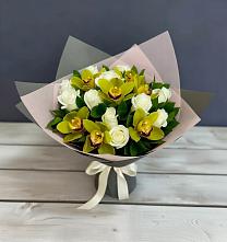 Букет цветов из:  Орхидеи и Розы в Царево