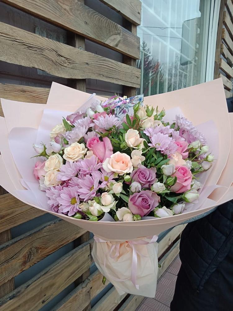 Букет цветов из: Розы и Хризантемы в Царево