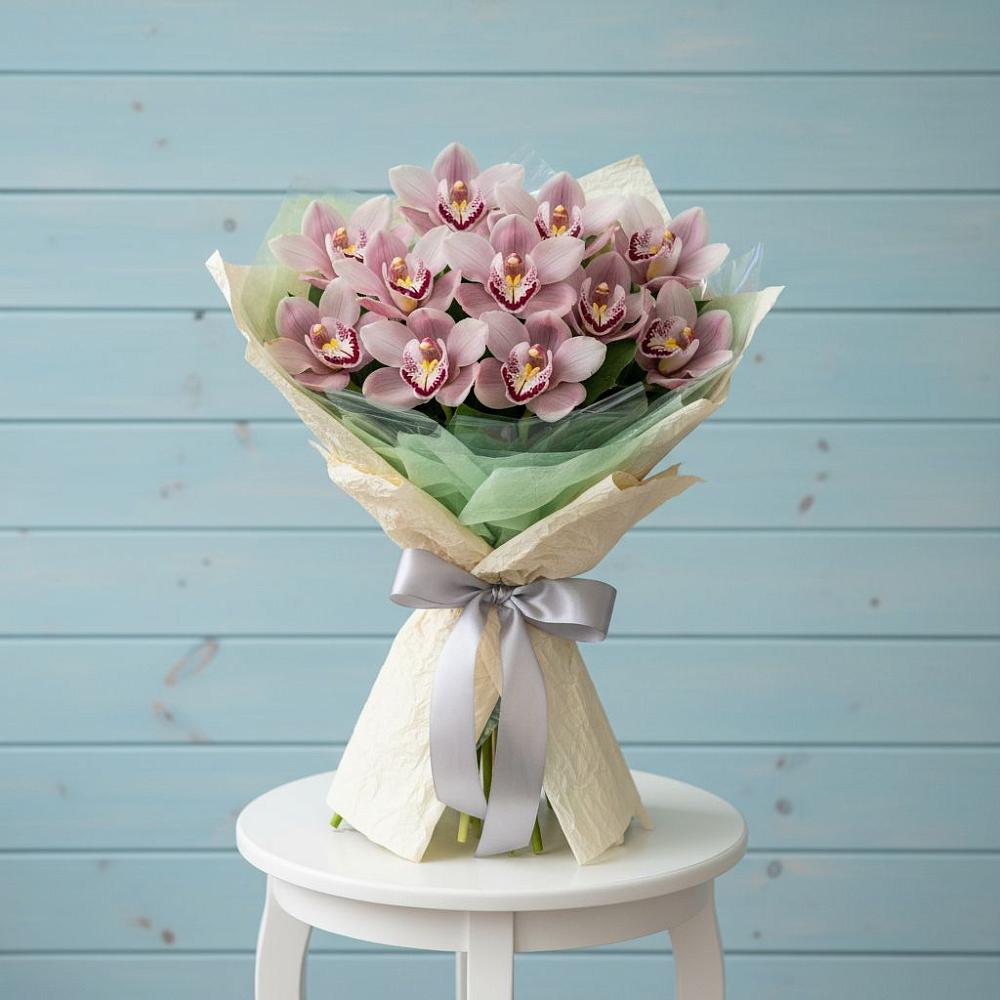 Букет цветов из: Орхидеи и Розы в Царево