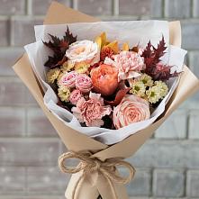 Букет цветов из:  Гвоздики, Хризантемы и Розы в Царево
