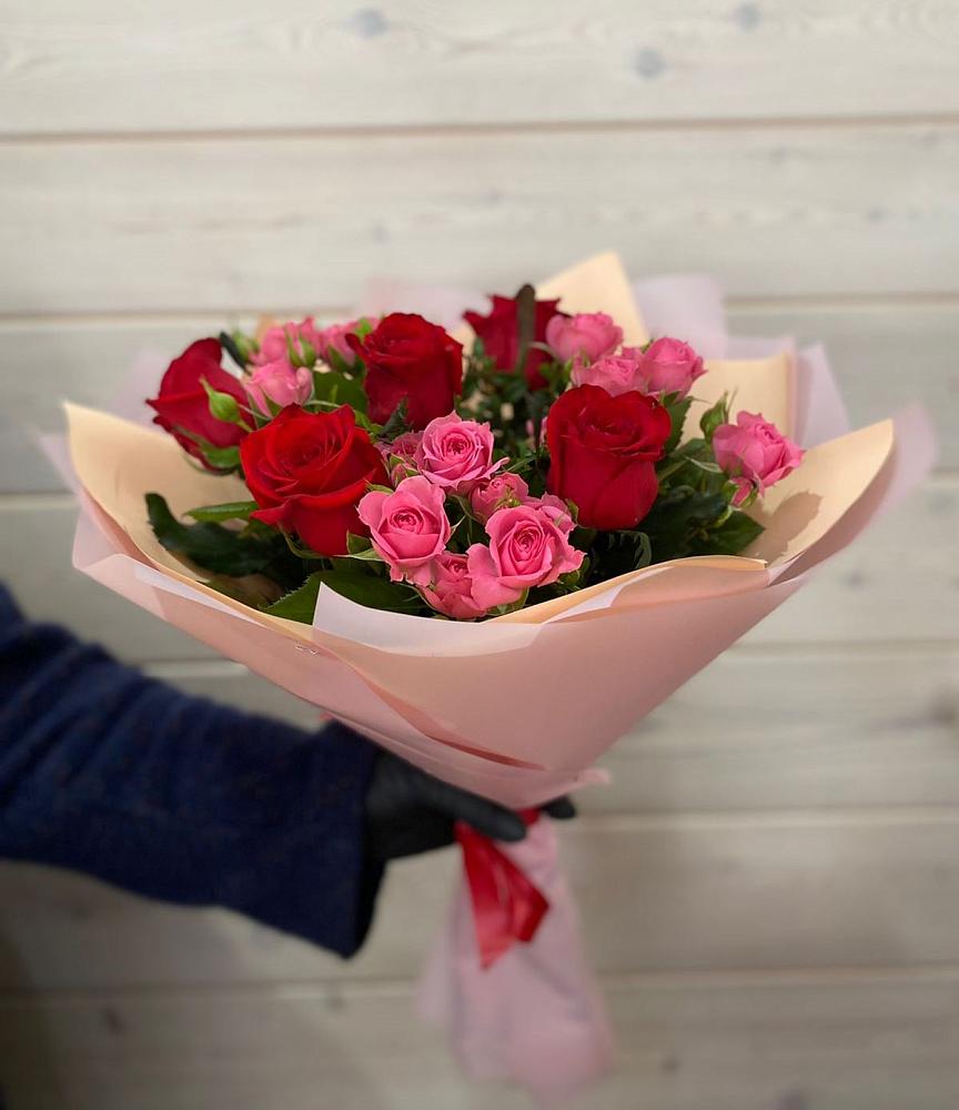 Букет цветов из: Розы в Царево